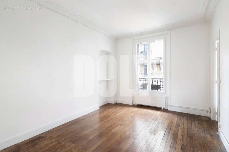 Appartement à PARIS-20E