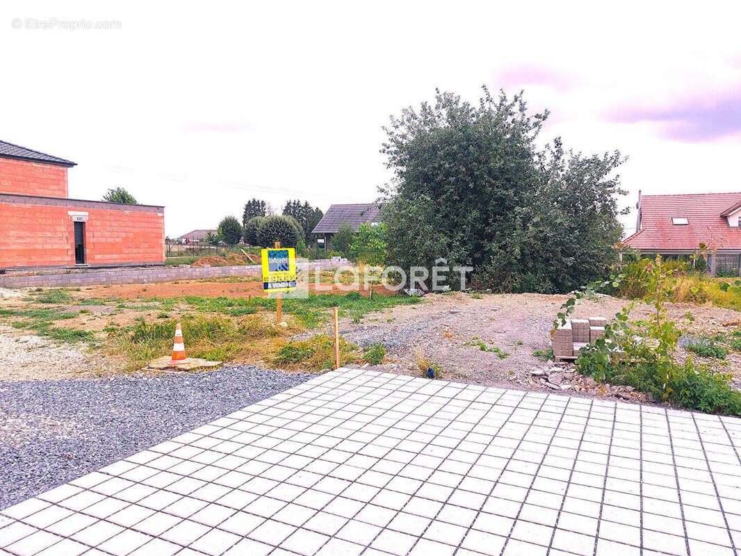 Dernier Terrain constructible Lot n°2  1 000  m2 - photo 2
