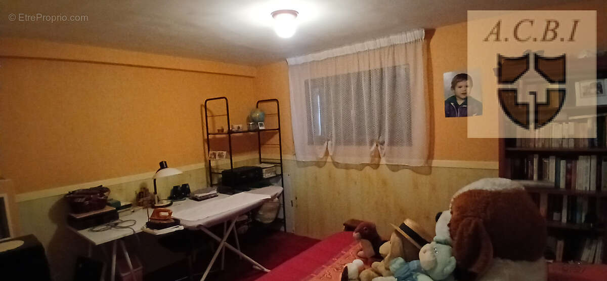 A vendre - maison - photo 12
