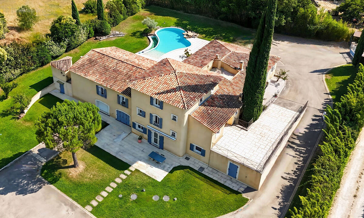 Maison à PEYNIER