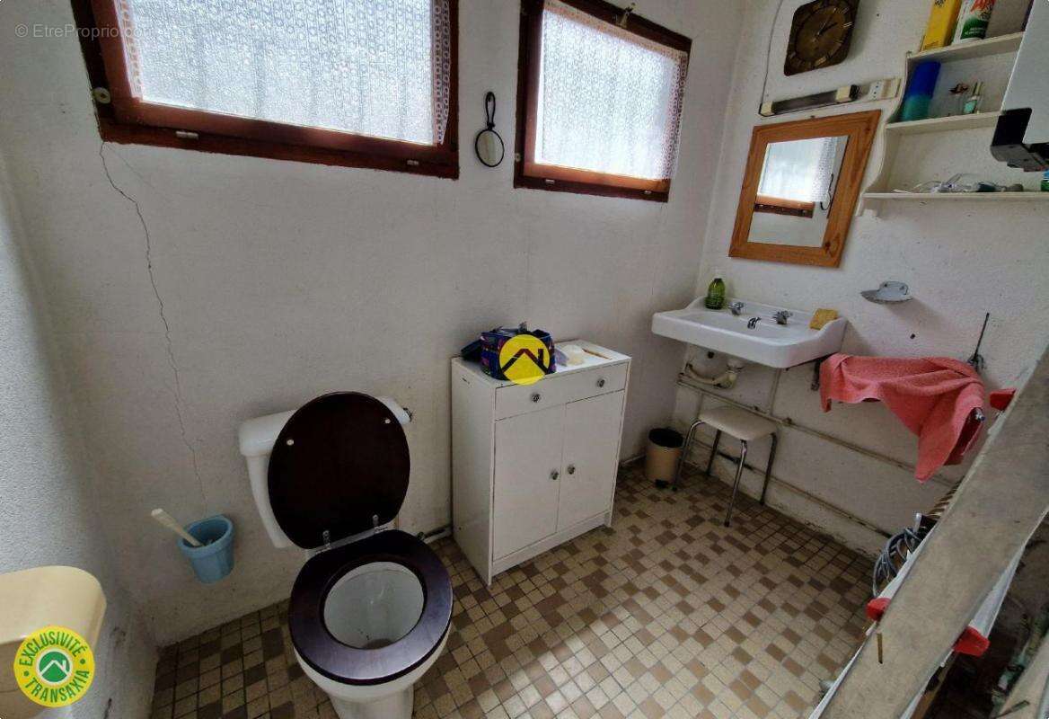 Maison à LA GUERCHE-SUR-L&#039;AUBOIS