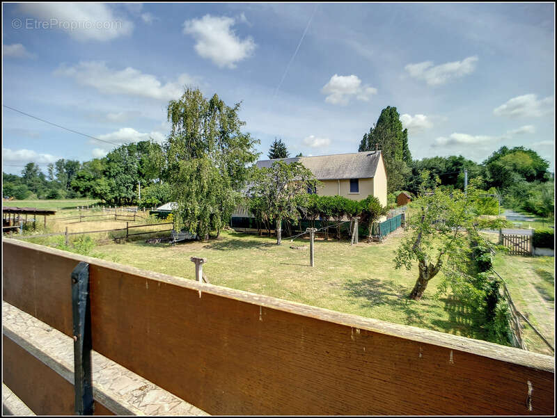 Dpt Sarthe (72), à vendre LA CHARTRE SUR LE LOIR maison P6 de 132,48 m² - Terrain de 629,00 m² - cave-balcon- terasse - photo 17