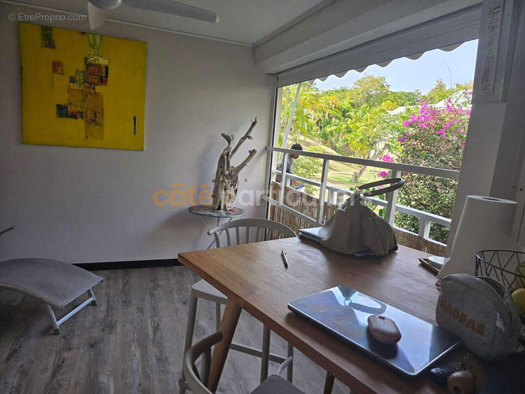 À VENDRE -T2 en rez-de-jardin  résidence avec piscine LE GOSIER - photo 15