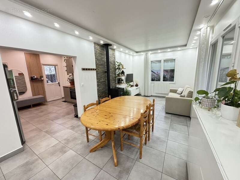 Maison à LA FERTE-SOUS-JOUARRE