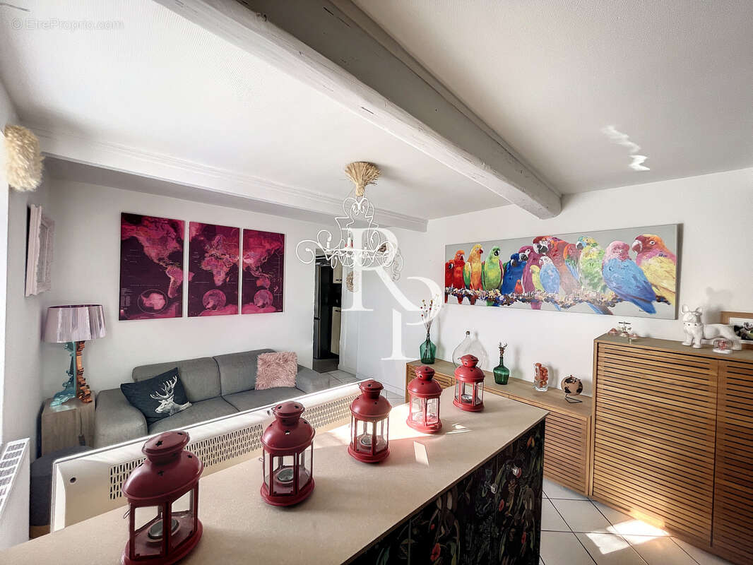 Appartement à CRAPONNE