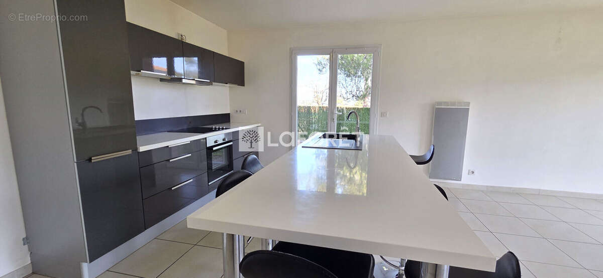 Maison à SAINT-MAXIMIN-LA-SAINTE-BAUME