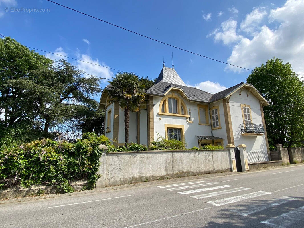 Maison à BOURG-DE-PEAGE