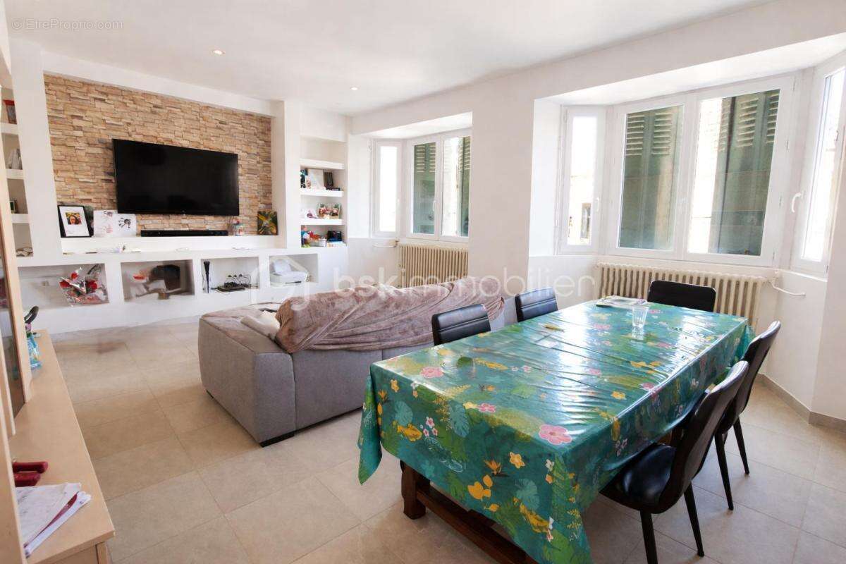  Maison familiale rénovée – 8 pièces – 150 m² – Secteur calme - photo 16