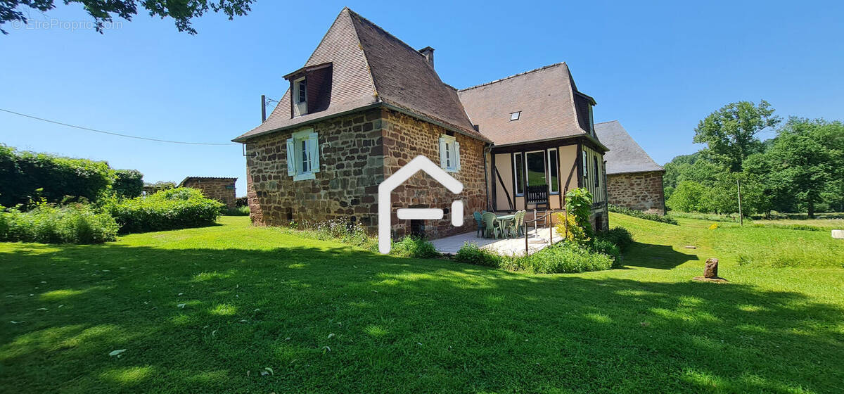 Maison à LOUIGNAC