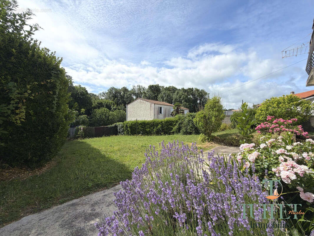 Maison à SAINT-GEORGES-DE-DIDONNE