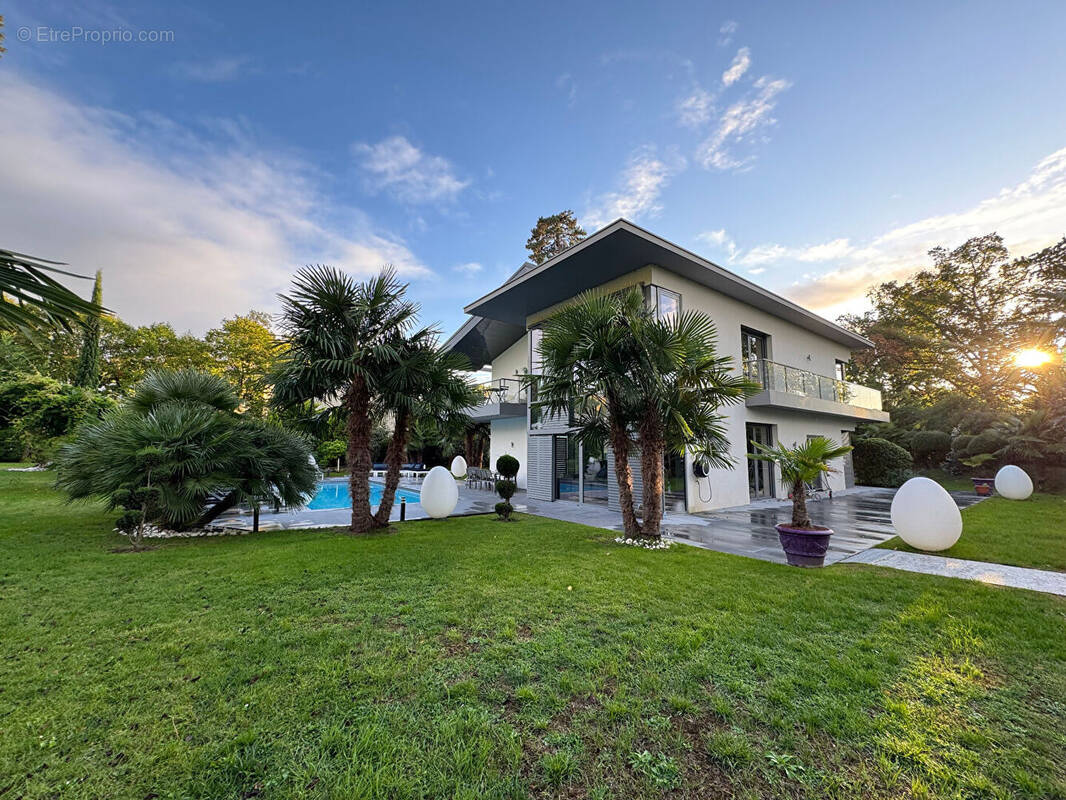 Maison à RUEIL-MALMAISON