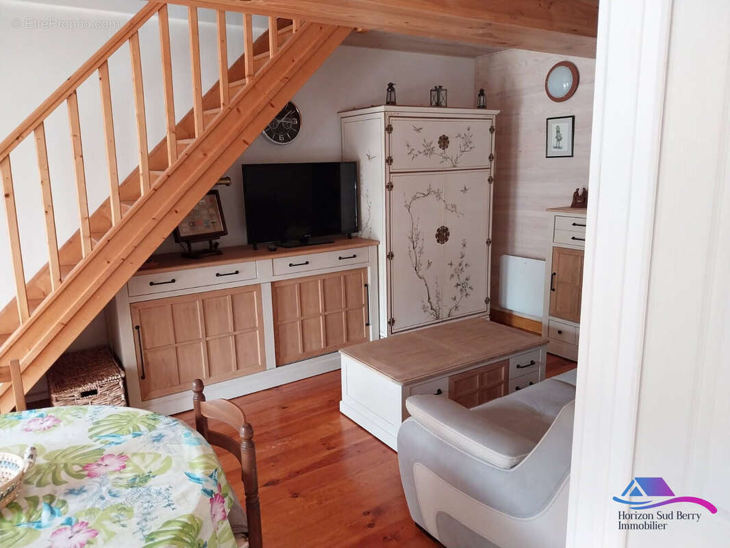 salon - Maison à VIGOULANT