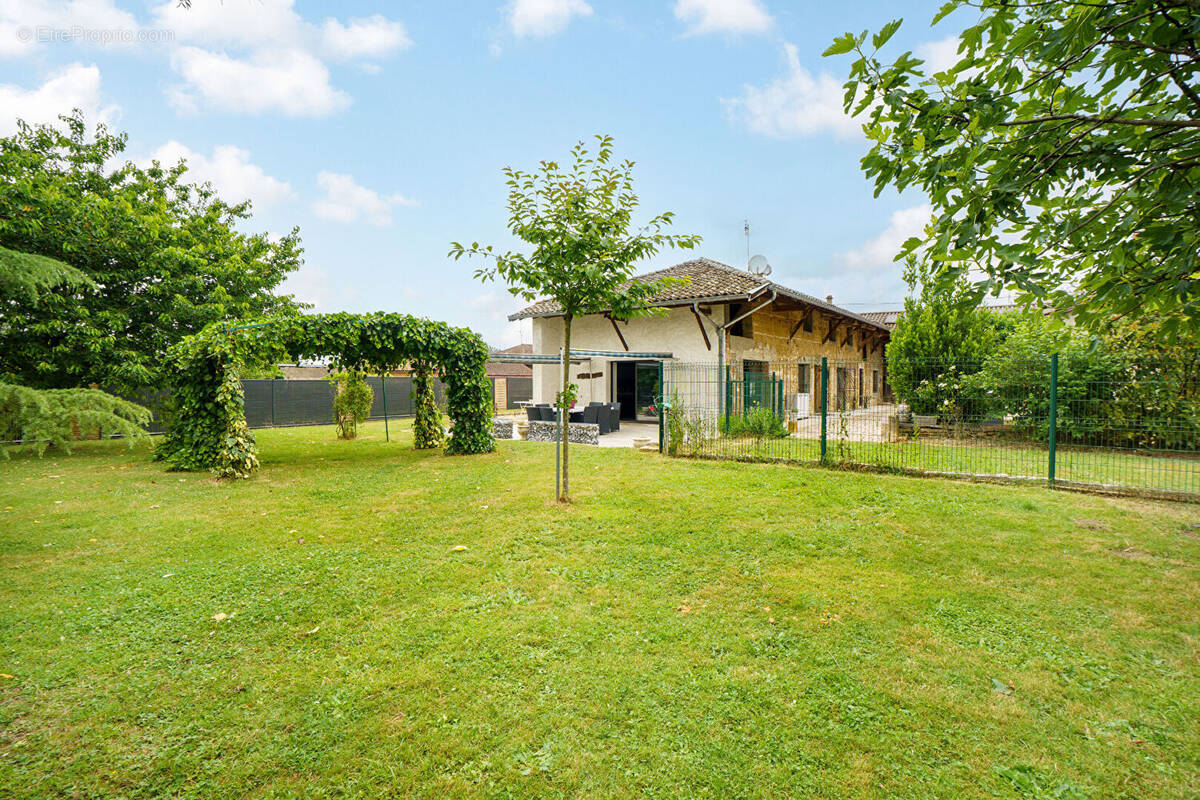 Maison à GRIEGES