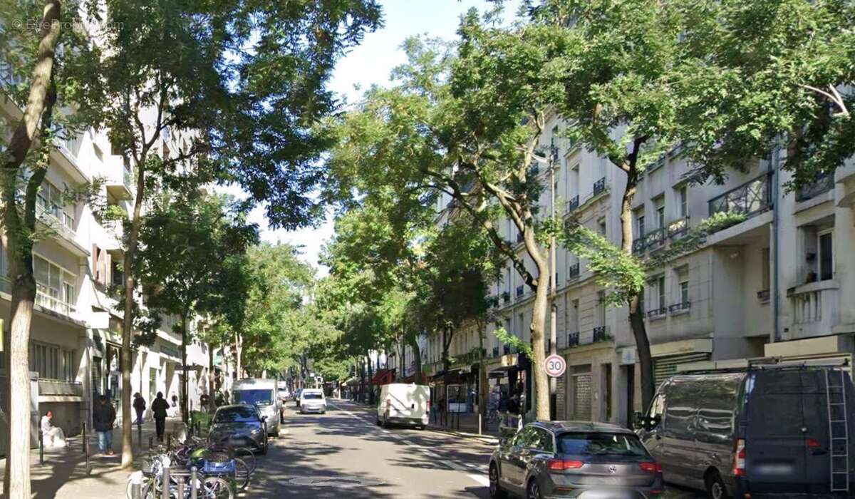 Autre à PARIS-20E