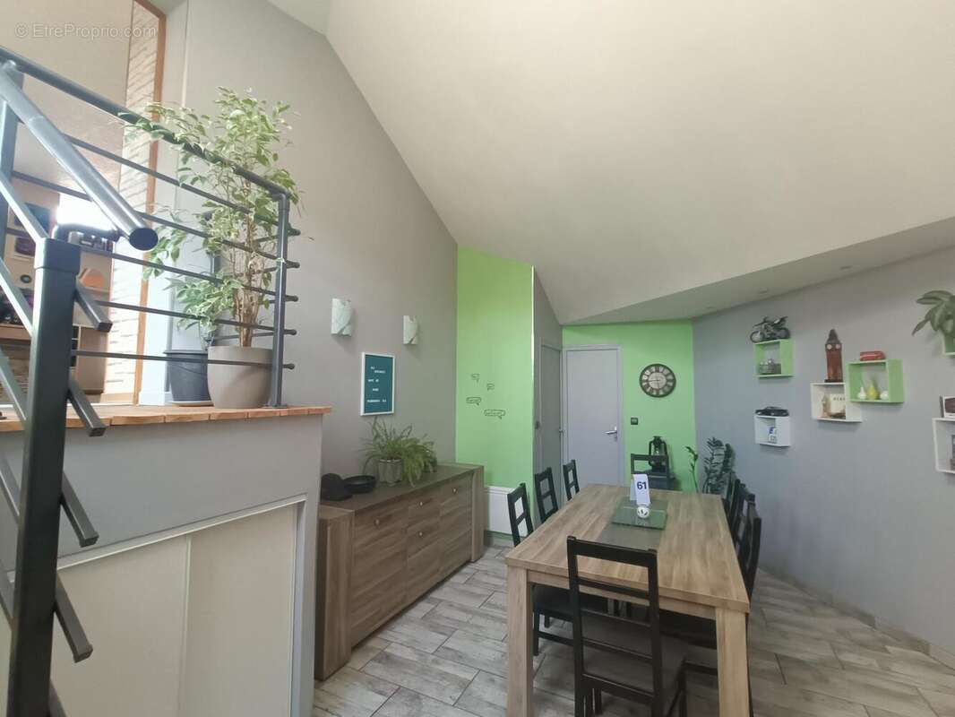 Photo 2 - Maison à CHAUFFAILLES