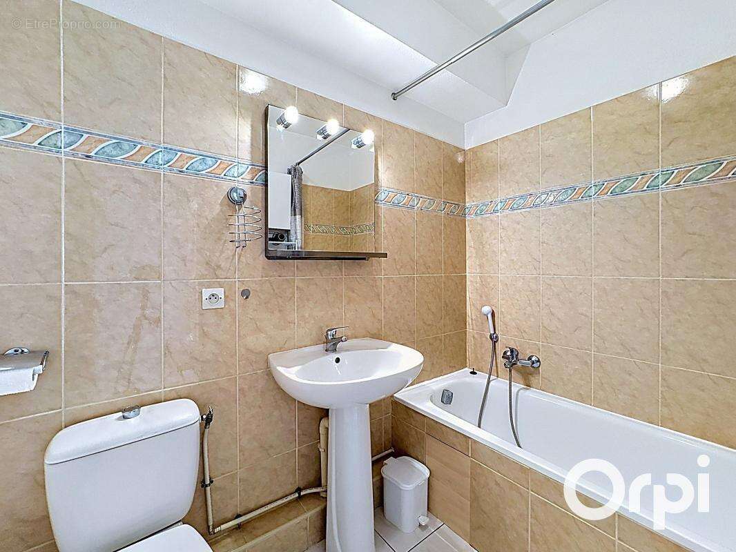 Appartement à VILLENEUVE-LOUBET