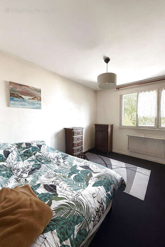 Maison à VERRIERES-LE-BUISSON