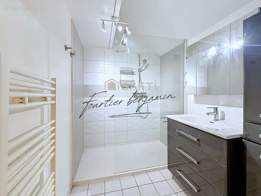 Maison 160 m² à Choisy-En-Brie  - photo 8