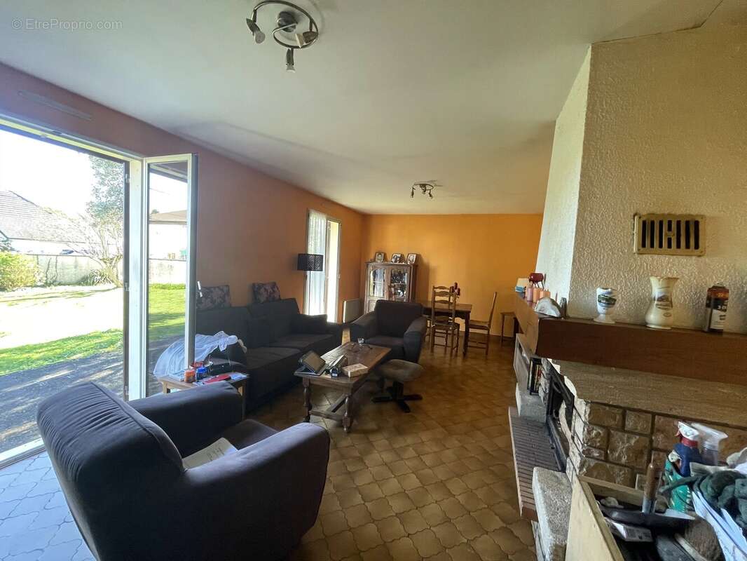 Lagos A vendre maison de 90 m² terrain 1300 m² - photo 2