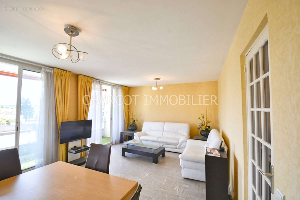 Appartement à LYON-5E
