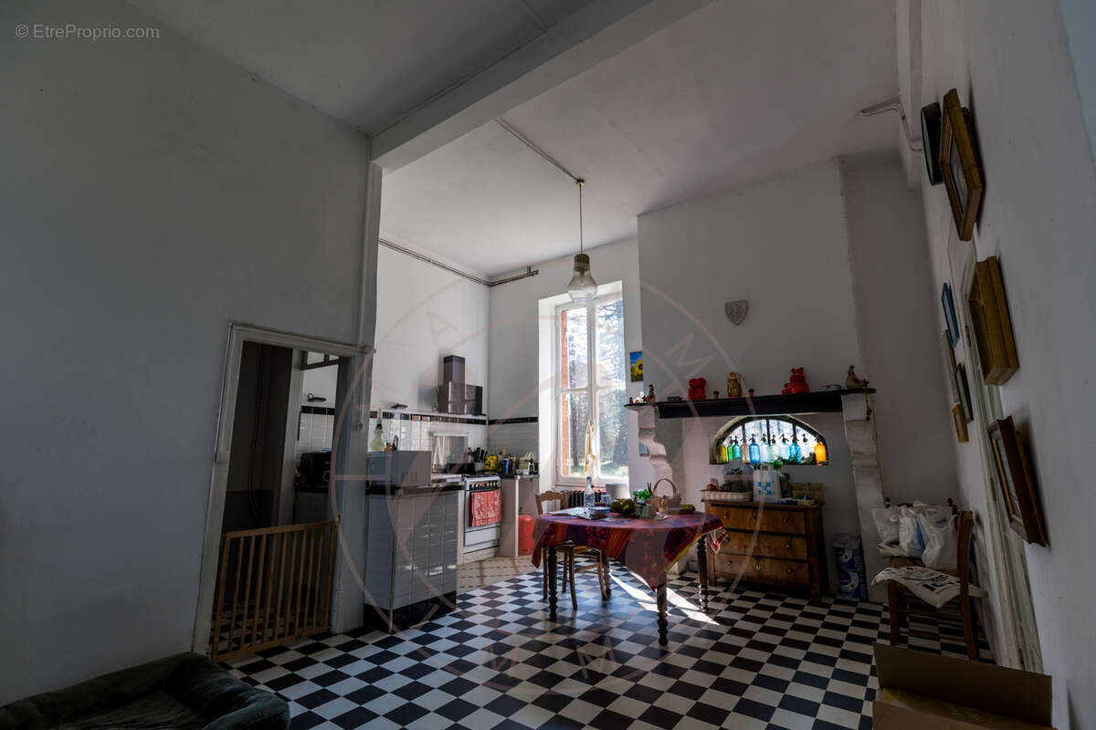 Maison à CAMPAGNE