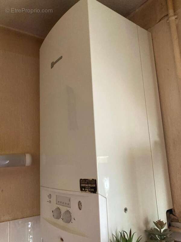 Chaudiere appart  2 etage gauche - Maison à CAHORS