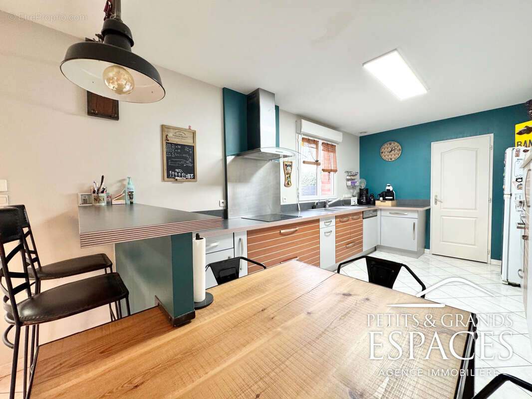 Belle maison familiale - prestations complètes - Marly Résidentiel - photo 10
