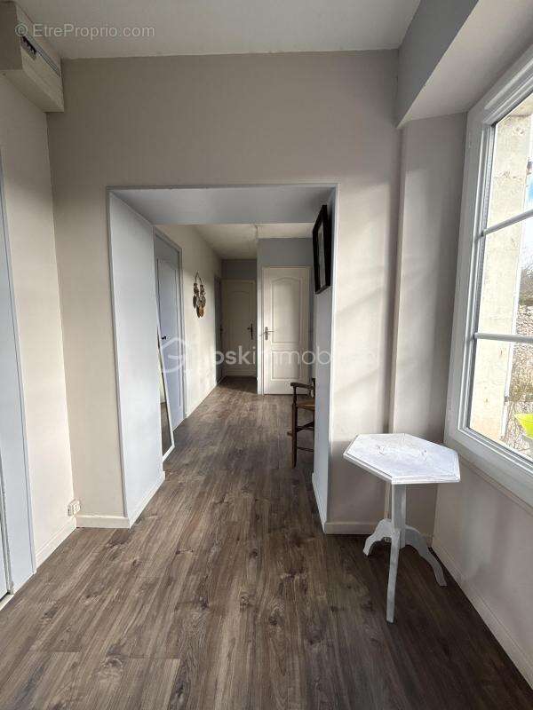 Maison à REIGNAC-SUR-INDRE