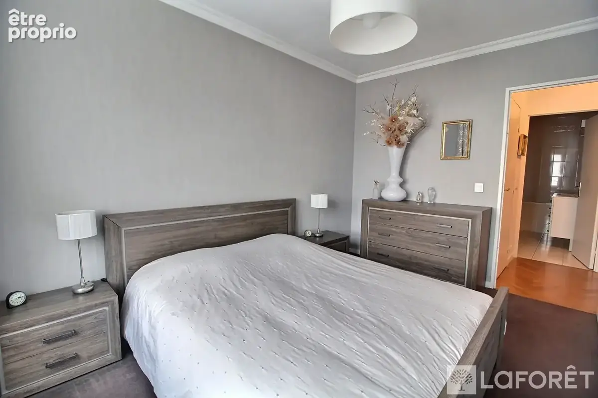 Appartement La Garenne Colombes 4 pièces 95 m2 - photo 13