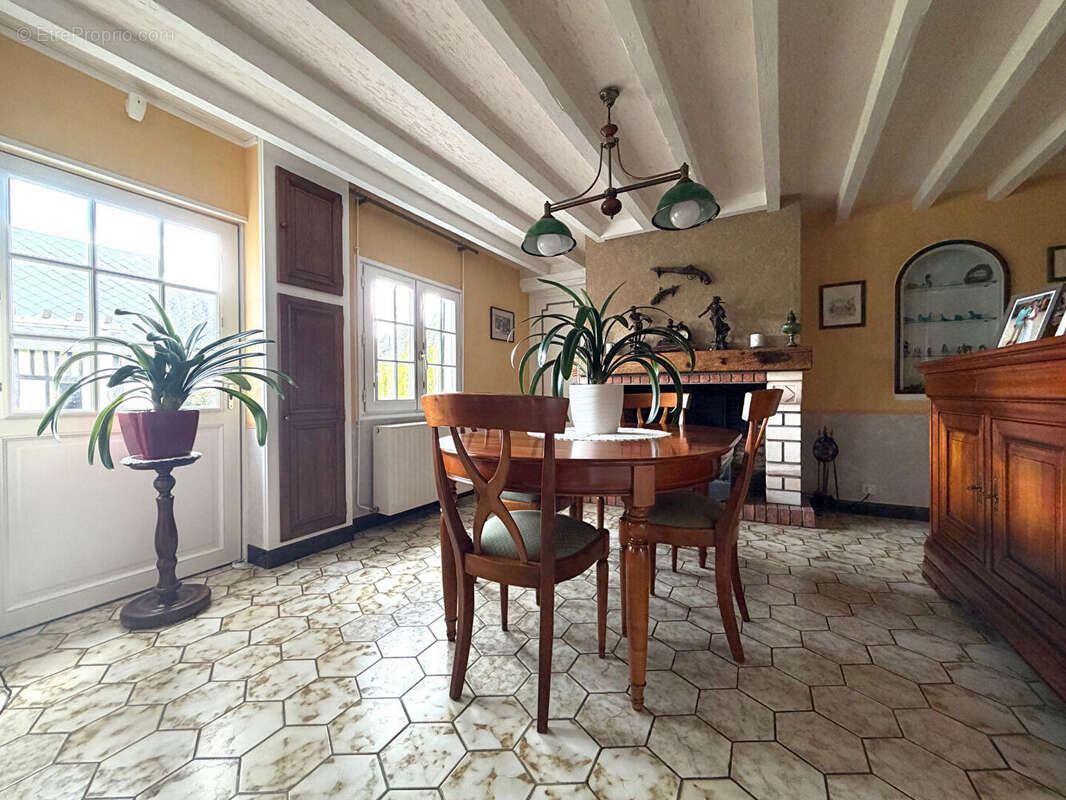 Maison à LE NEUBOURG