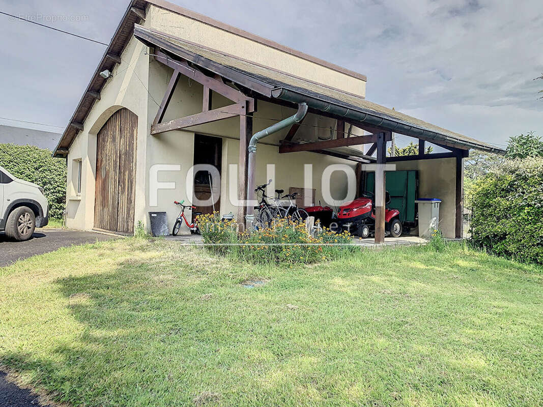 Maison à JULLOUVILLE