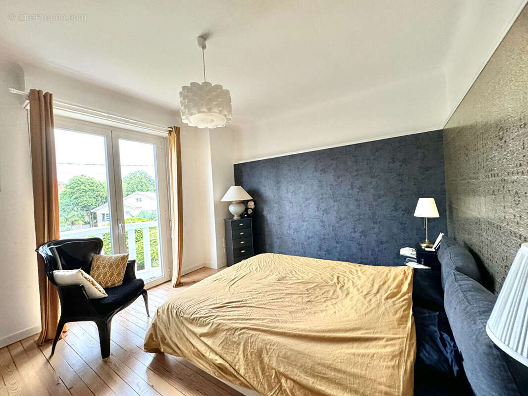 Maison 210 m² à Pau  - photo 5