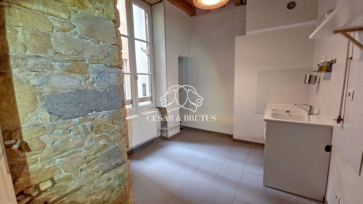 Appartement à LYON-1E