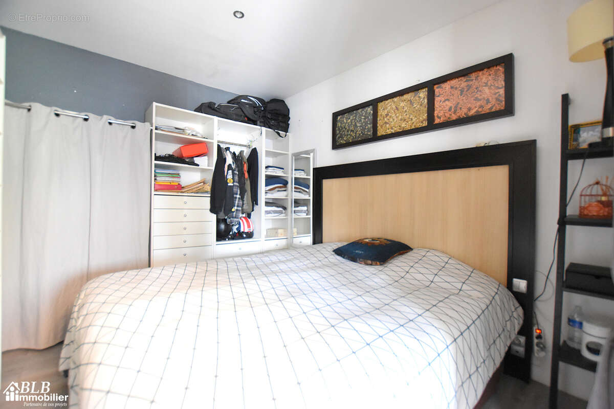 Maison à LES ESSARTS-LE-ROI