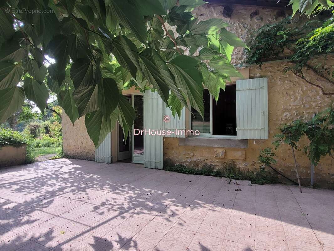 Maison à SAINT-AQUILIN