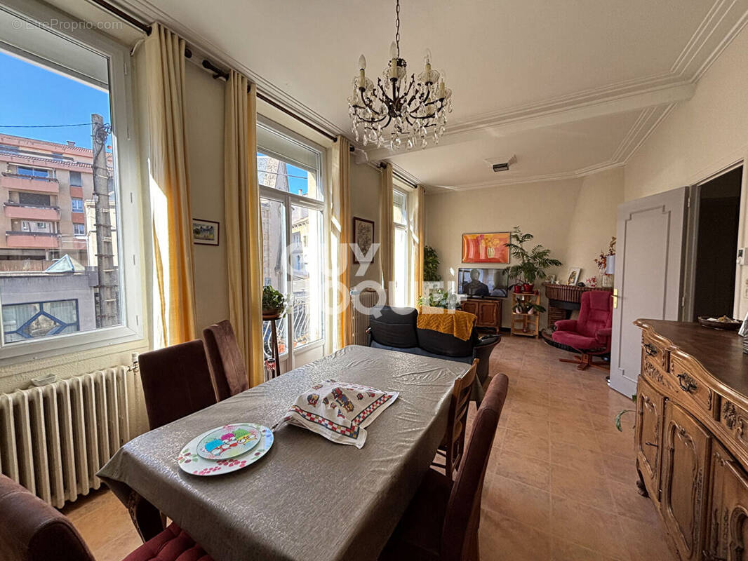 Appartement à AUBENAS