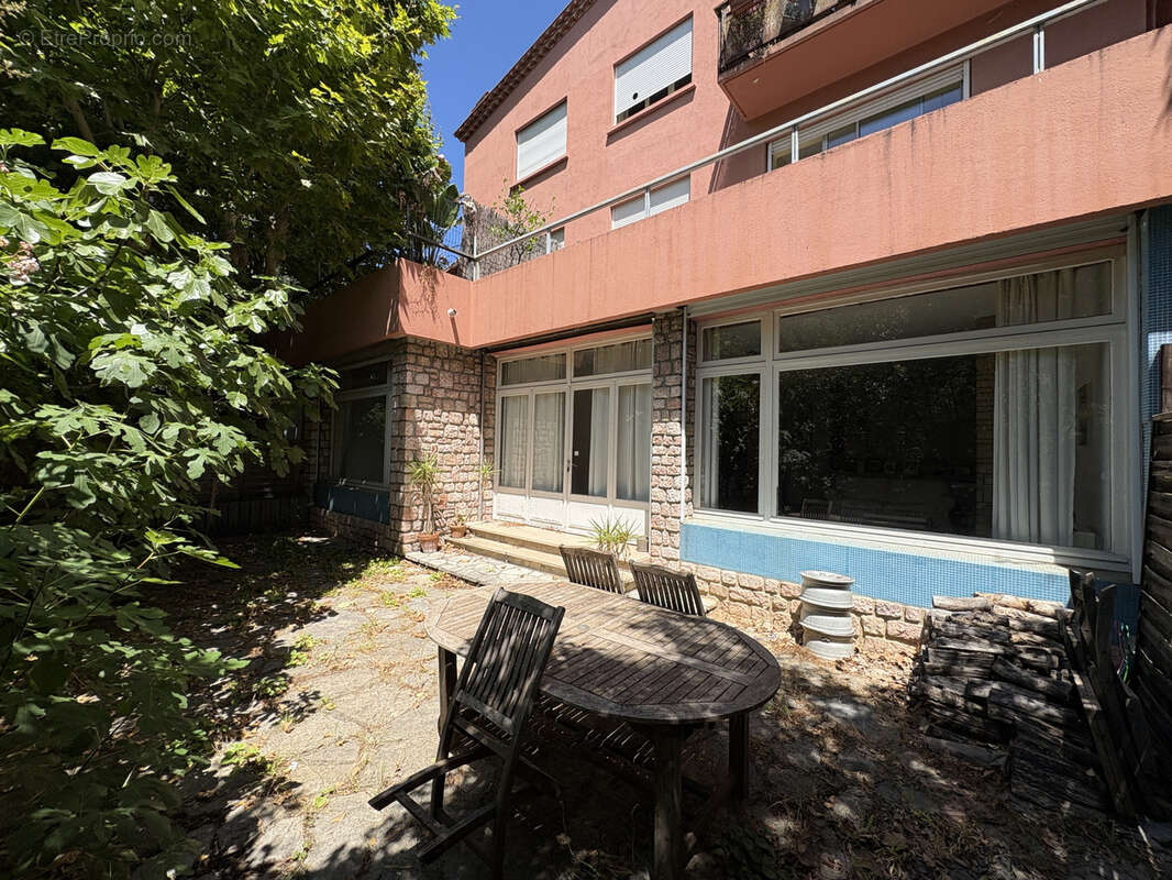 Montpellier Arceaux. Appartement bourgeois avec jardin privatif, terrasses & parking.. - photo 7