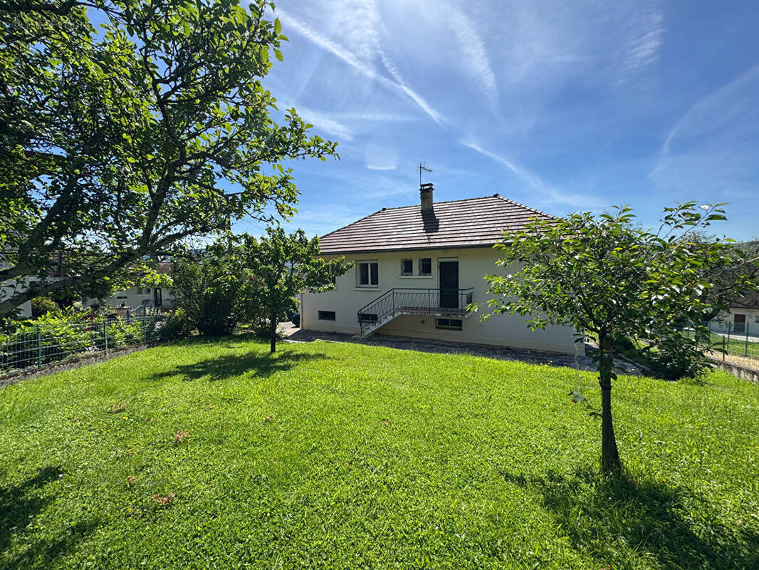 Maison à LONS-LE-SAUNIER