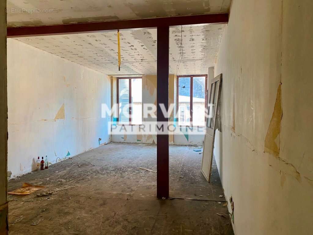 Maison à SAINT-SAULGE