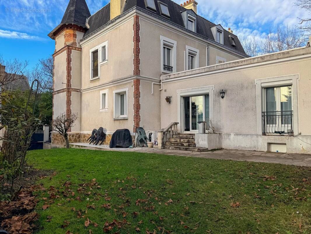 Maison à LE RAINCY