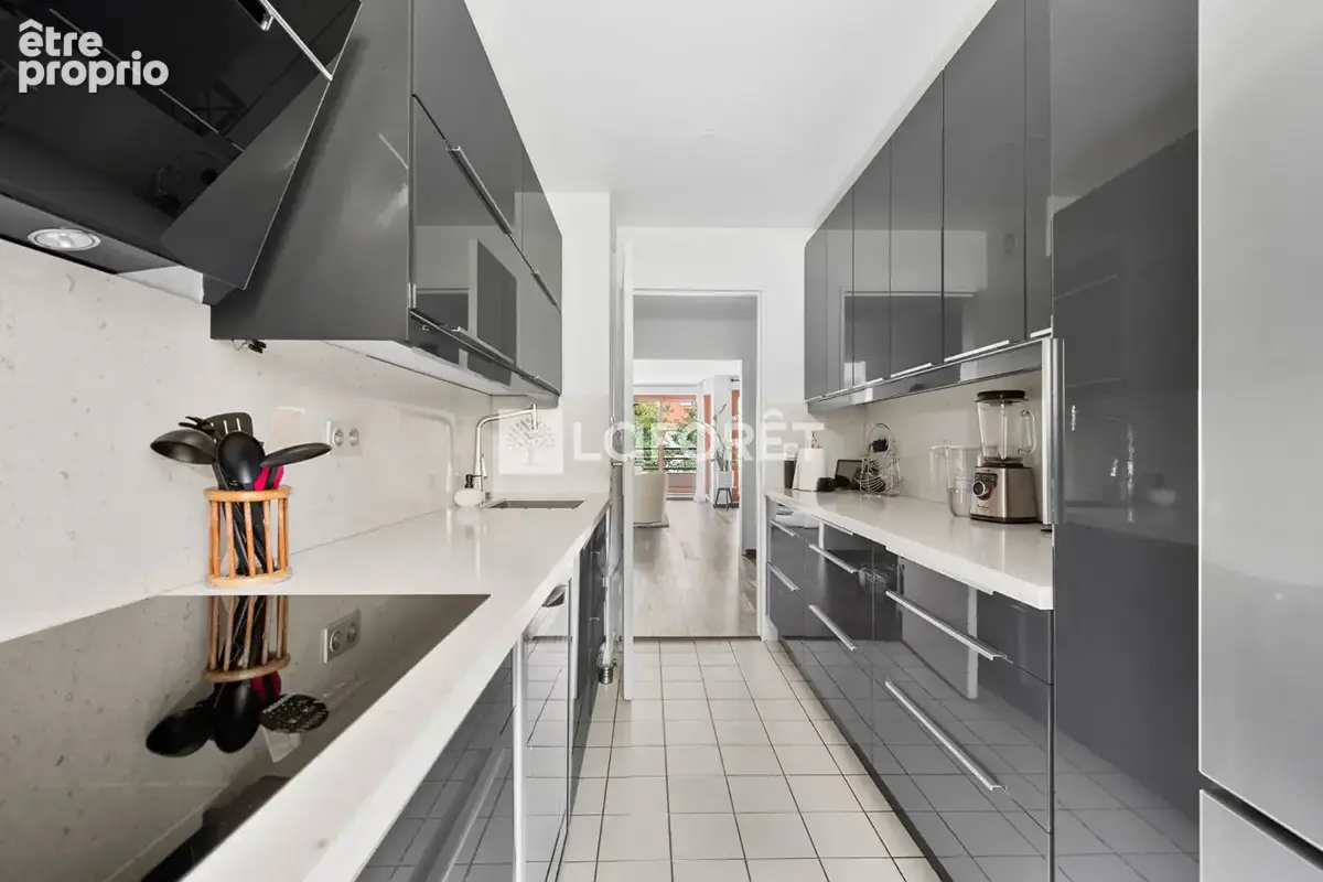 Appartement Suresnes 4 pièce(s) 110 m2 - photo 6