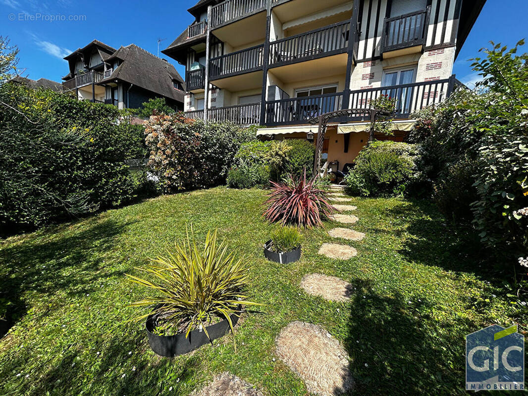 Appartement à BLONVILLE-SUR-MER