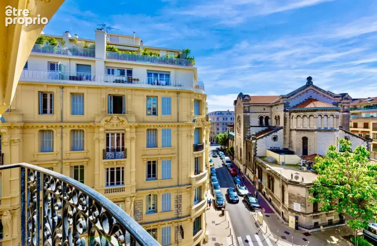 Exclusivité Haussmannien avant dernier étage plein centre du carré d'or - photo 13