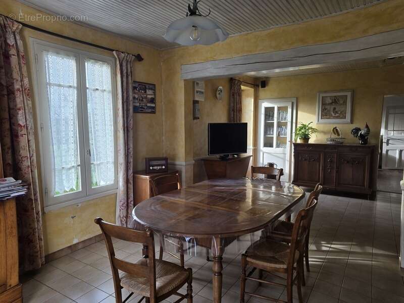 Maison à BEAUVOIR-SUR-MER