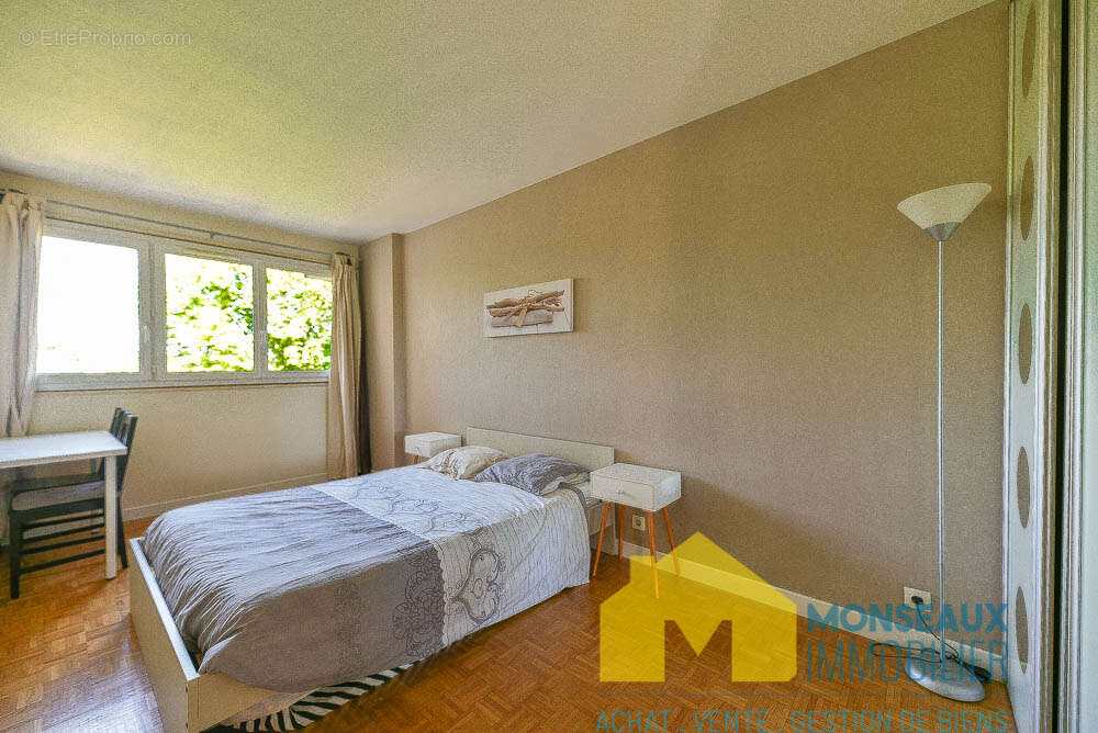 Appartement à SAVIGNY-SUR-ORGE
