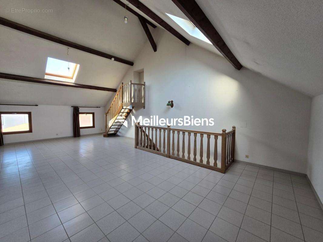 Maison à PLEURE