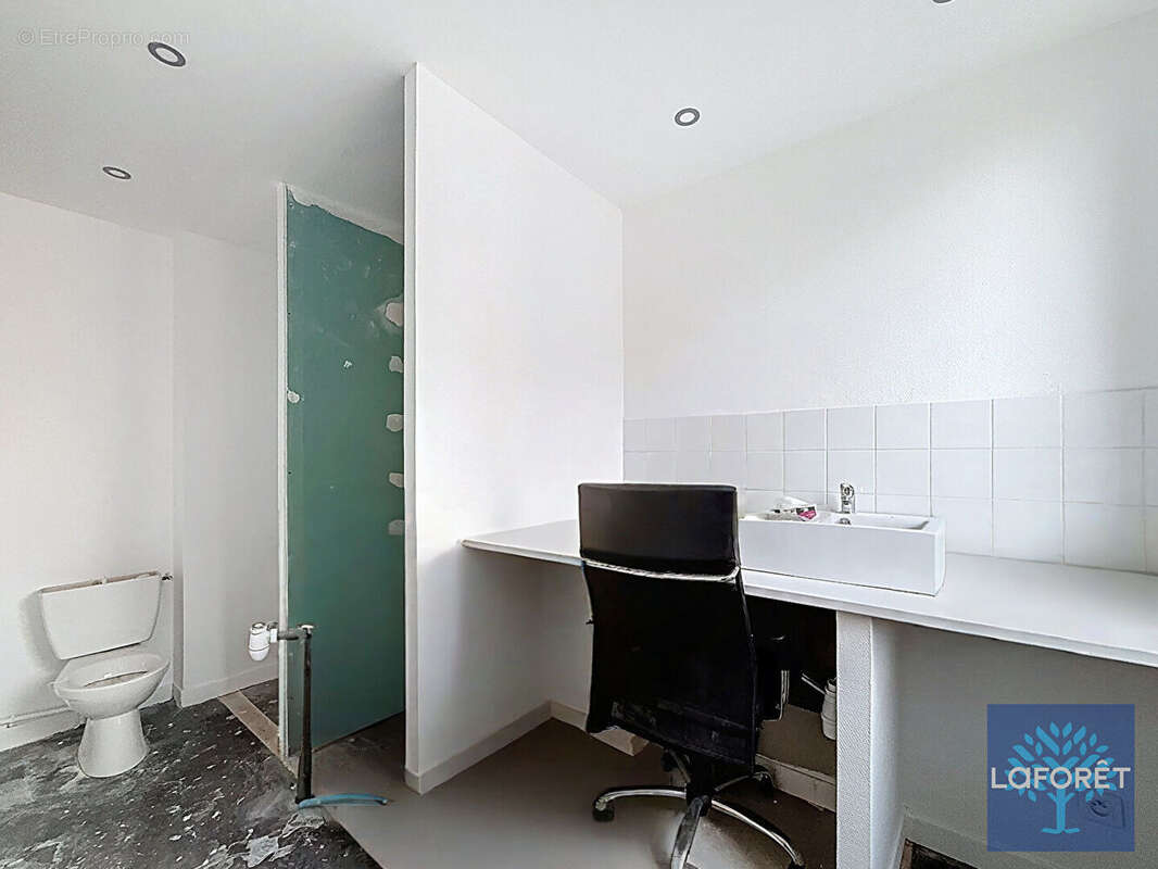 Immeuble centre-ville Denain 140 m² - photo 12