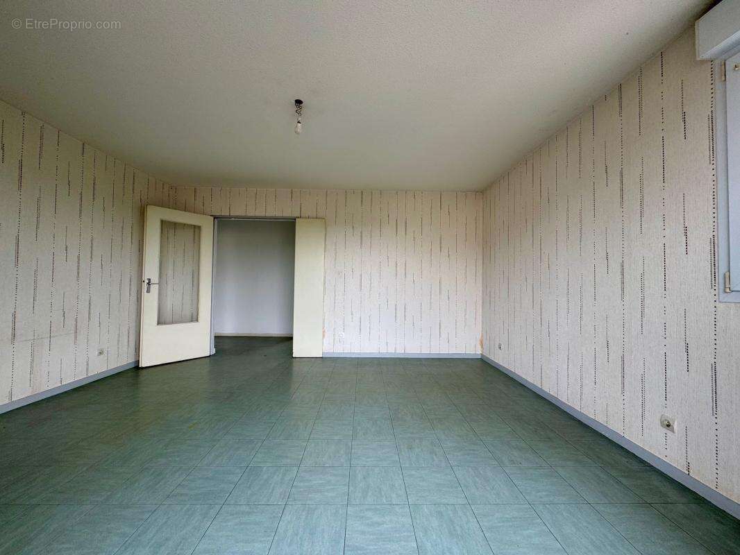 Appartement à VILLEFONTAINE