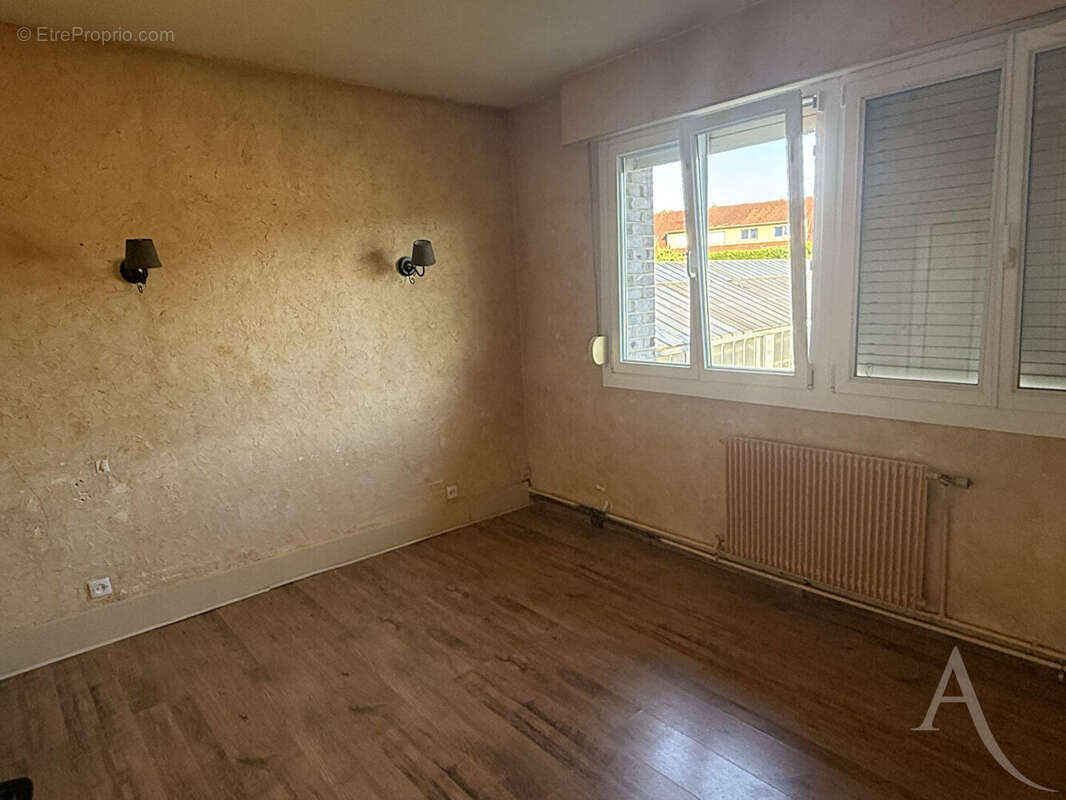 Maison - 5 chambres - 7 pièce(s) - Blendecques - 133m² - photo 10