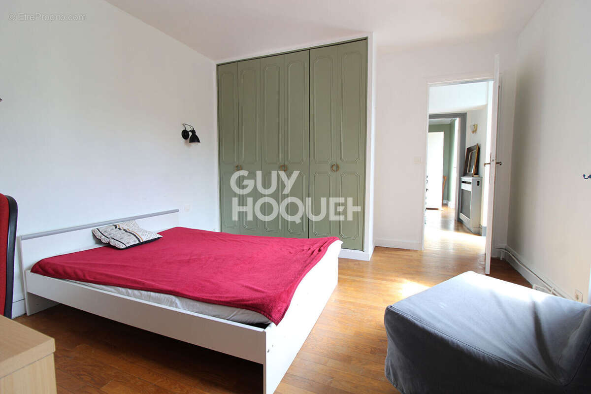 Maison à OZOUER-LE-VOULGIS